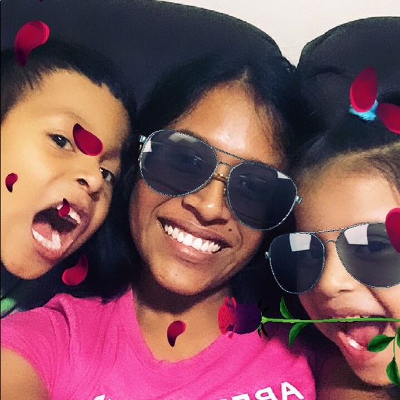 Meet your Posher, Jessica - Picture 3 of 10